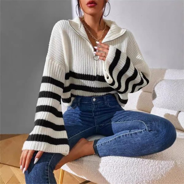 Contrast Stripes Stand Collar Knitted Pullover - Image 2