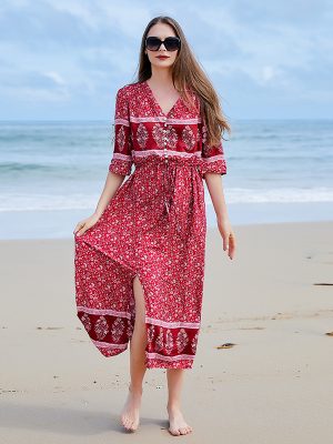 Plus Size Bohemian Floral V-Neck Dress – Swing Hem Slit Design