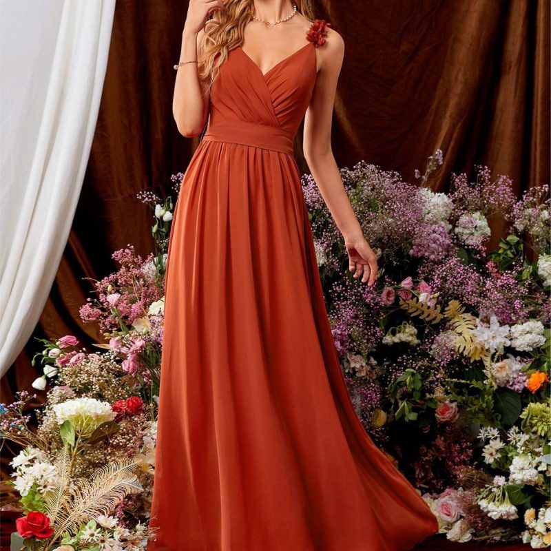 V-Neck Lace Pleated Backless Evening Dress - Image 3