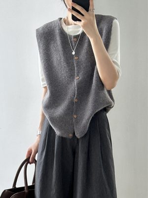 Women’s Solid Color Round Neck Knitted Vest Cardigan