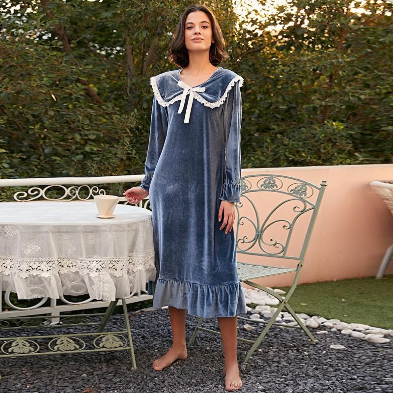 Women's Fleece-Lined Royal Doll Collar Nightdress for Winter
