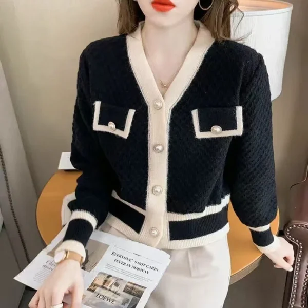 Autumn And Winter Color-blocking Knitted Top Women Cardigan Long-sleeved V-neck Short 2023 New Coat Fashion All-match Top - Image 7