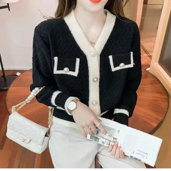 Autumn And Winter Color-blocking Knitted Top Women Cardigan Long-sleeved V-neck Short 2023 New Coat Fashion All-match Top - Image 9