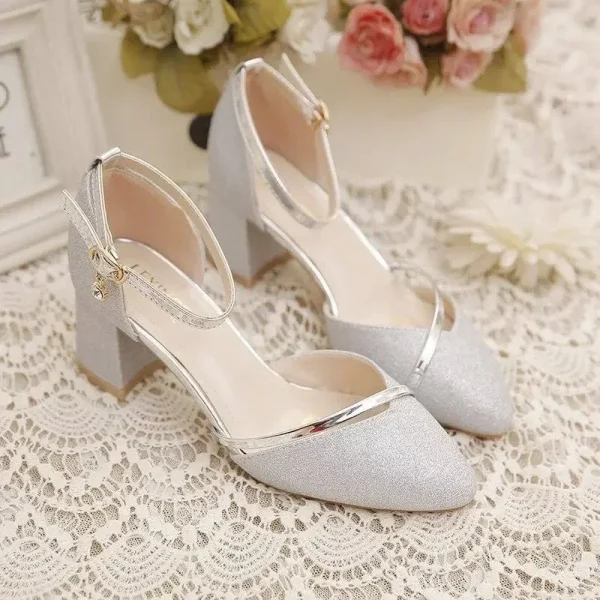 Sexy Women Wedding Send Each Other with High Heels Ladies Ladies Fashion