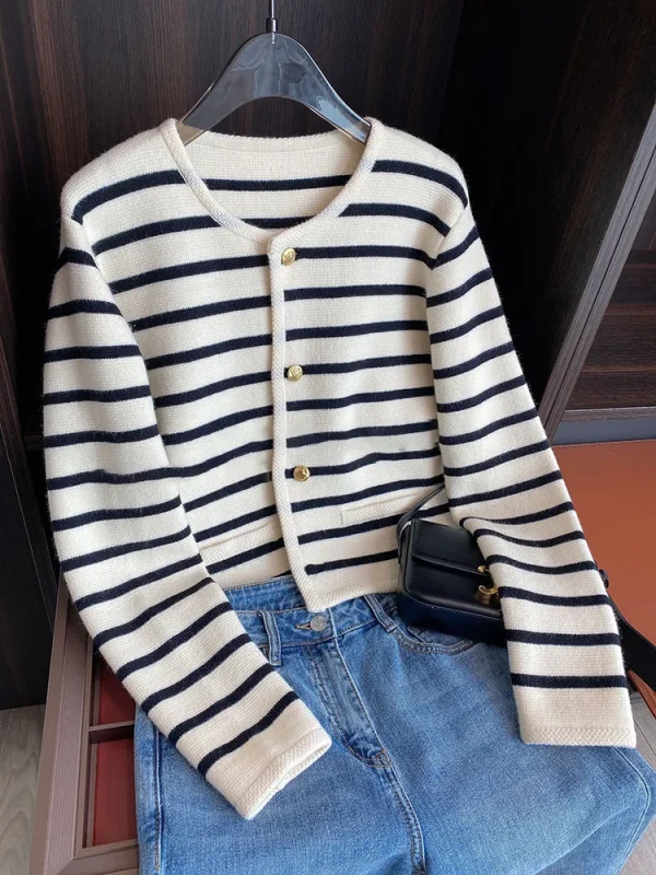 Winter Korean contrasting striped knitted cardigan women's winter Single - Image 6