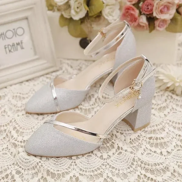 Sexy Women Wedding Send Each Other with High Heels Ladies Ladies Fashion - Image 5