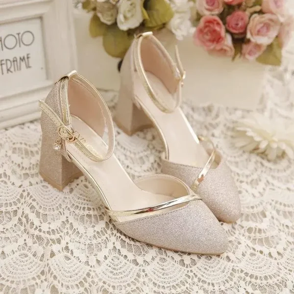 Sexy Women Wedding Send Each Other with High Heels Ladies Ladies Fashion - Image 2