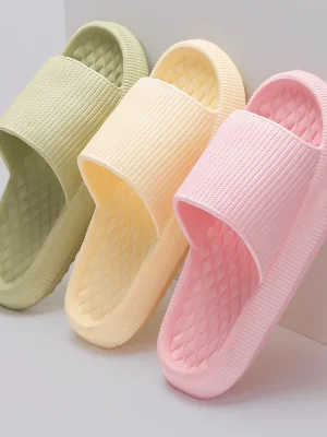 Women’s Thick Platform Cloud Slippers EVA Soft Sole Pillow Slides Summer Beach Flip Flops