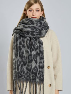 Women’s Autumn Winter Leopard Print Tassel Scarf, Warm Fringe Shawl