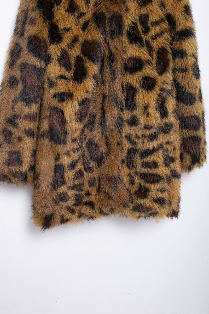 Fashionable Animal Pattern Plush Coat Jacket - Image 7