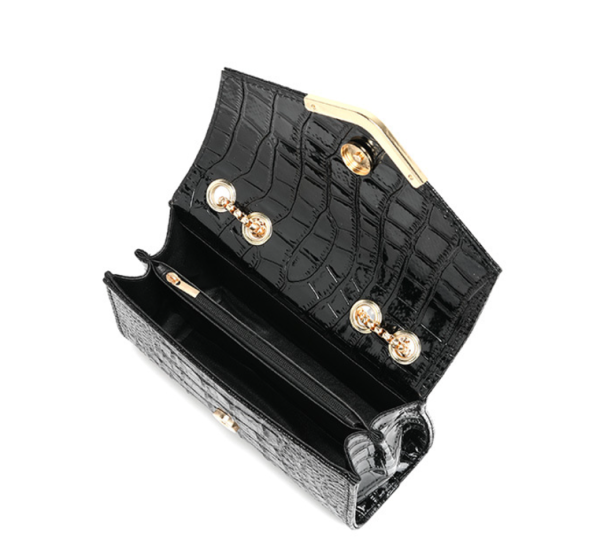 Women’s Crocodile Pattern Chain Bag - Fashionable Small Square Crossbody - Image 3