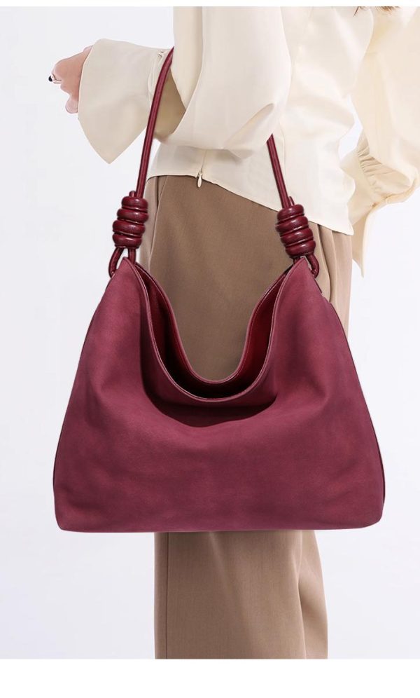 Red Suede Crossbody Tote Bag Retro Light Luxury Bucket Bag - Image 2