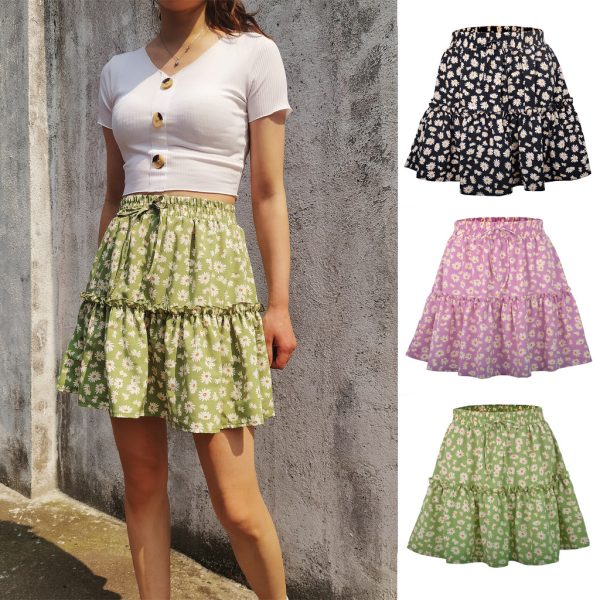 Ladies Floral Daisy Printed Pleated Skirt for Women - Image 4