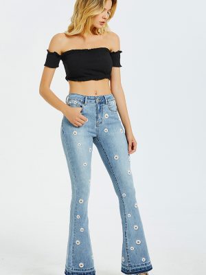 Women’s Wide-Leg Embroidered Daisy Horn Jeans