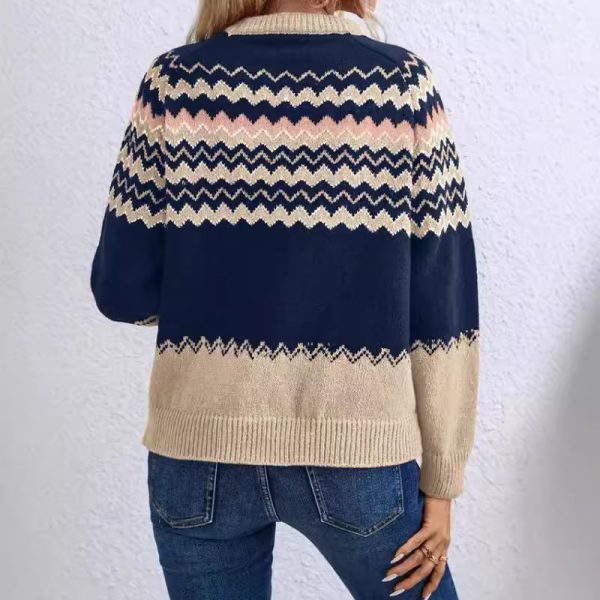 Women’s Round Neck Knitted Sweater - Image 4