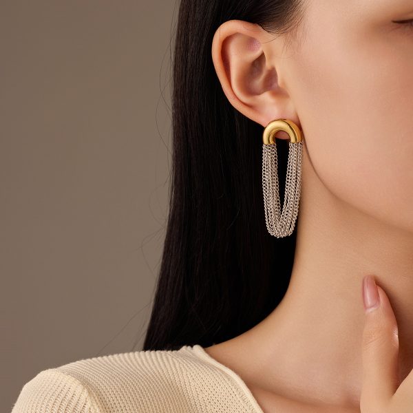 Elegant Curved Chain Long Tassel Titanium Steel Stud Earrings