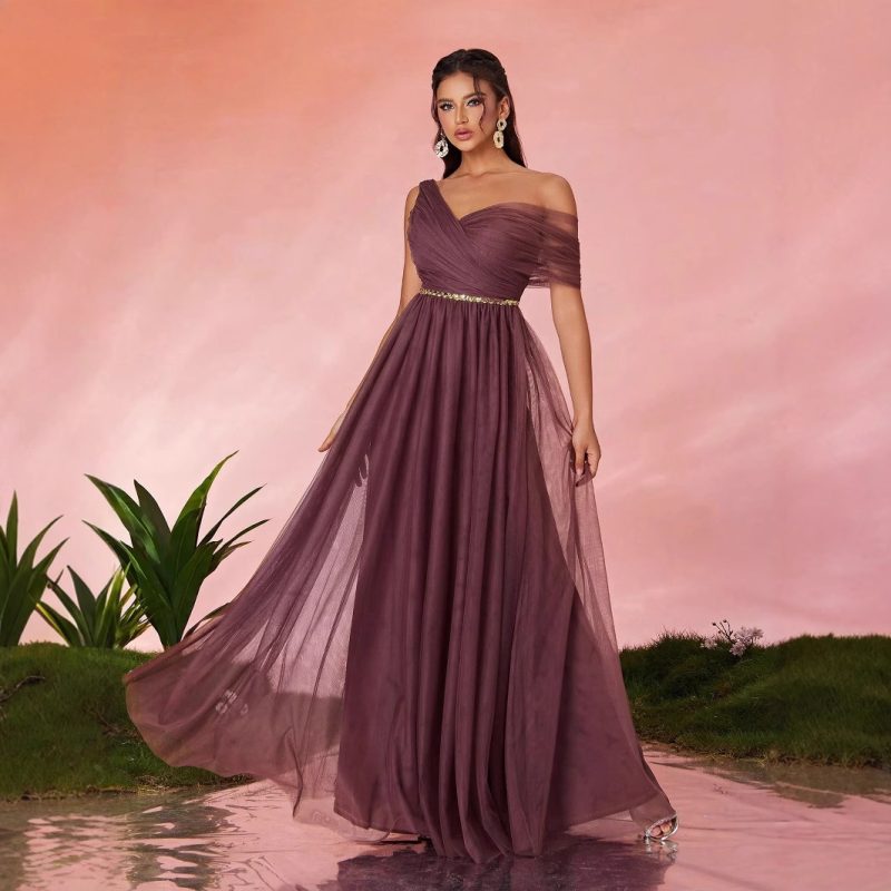 Women's Slim Fit Maxi Evening Dress - Hollow Shoulder Cutout