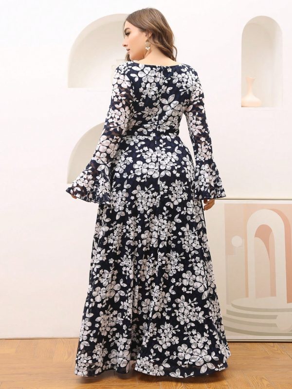 Plus Size Winter Floral Long Sleeve Slim Fit Flared Sleeves Dress - Image 3