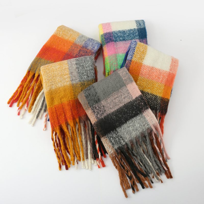 Women’s Autumn Winter Thickened Plaid Scarf, Warm Yarn Tassel Shawl - Image 2