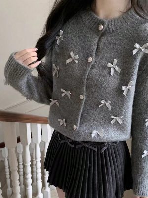 Women’s 3D Bow Round Neck Knitted Cardigan Sweater