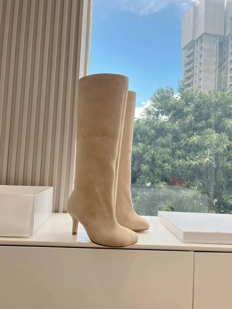 Low Heel Mid Leg Knee High Women's Boots, Fashionable Runway Square Toe Sleeve Large Boots - Image 15