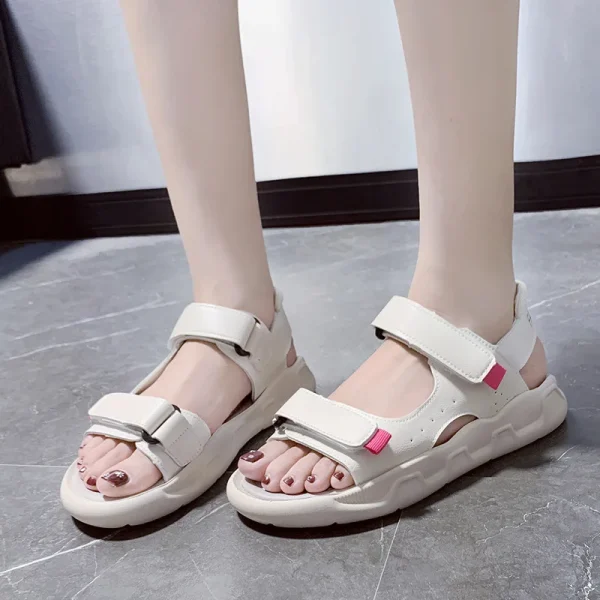 Women's Summer 2025 New Fashion Casual Flat Soft Leather Soft Sole Beach Women's Shoes - Image 4