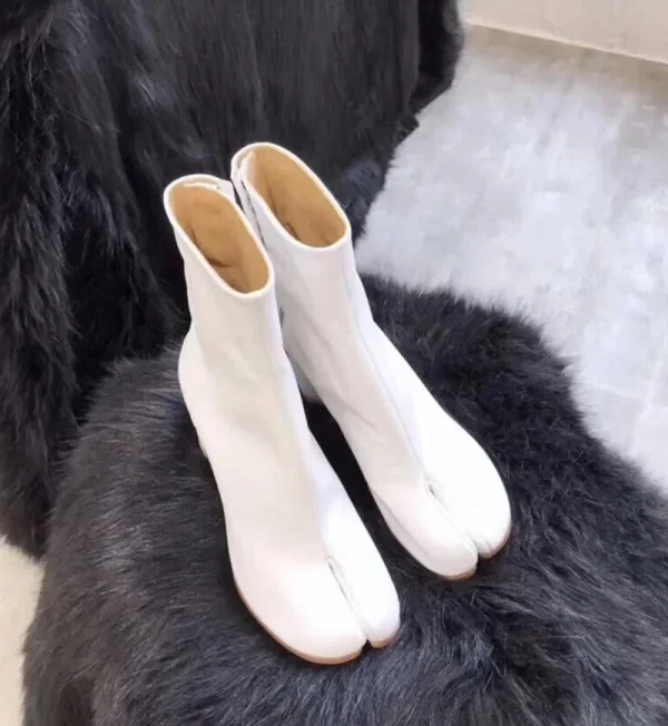 Women's New Spring and Autumn Mid Length Boots Fashion Split Toe Women's Boots