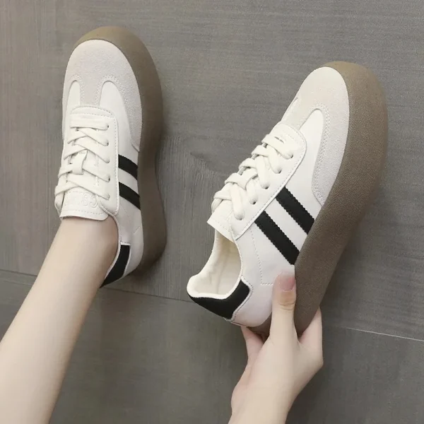 Women Casual Outdoor Sneakers Spring Autumn Round Toe Lace Up Sports Shoes