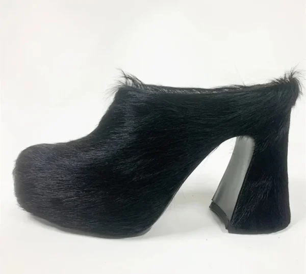 Ladies' Autumn and Winter New Style Horsehair Thick High-heeled Slippers - Image 4