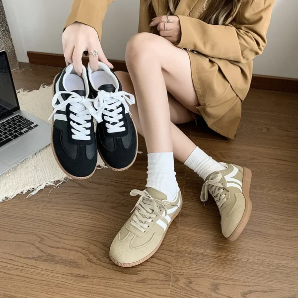 Sports Shoes Women Retro Round Head  lace-up casual Shoes Womens