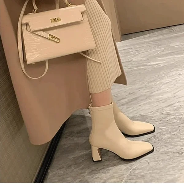 Pointed Solid Leather High Heel Back Zipper Plush Comfortable Women's Fashion Boots - Image 6