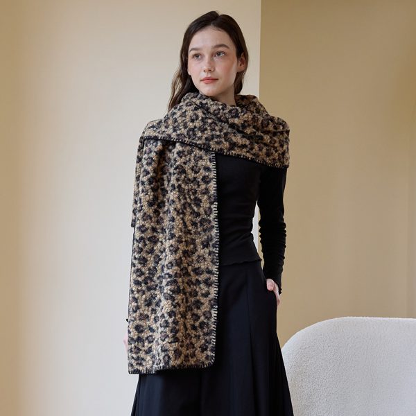 Women’s Vintage Leopard Print Scarf - Image 2