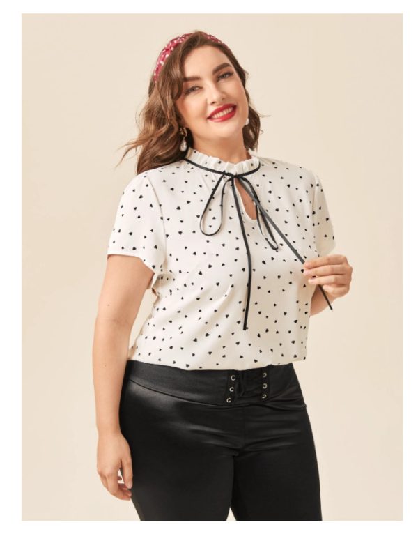 Plus Size Loose-Fitting Bottoming Short Sleeve Shirt - Image 2