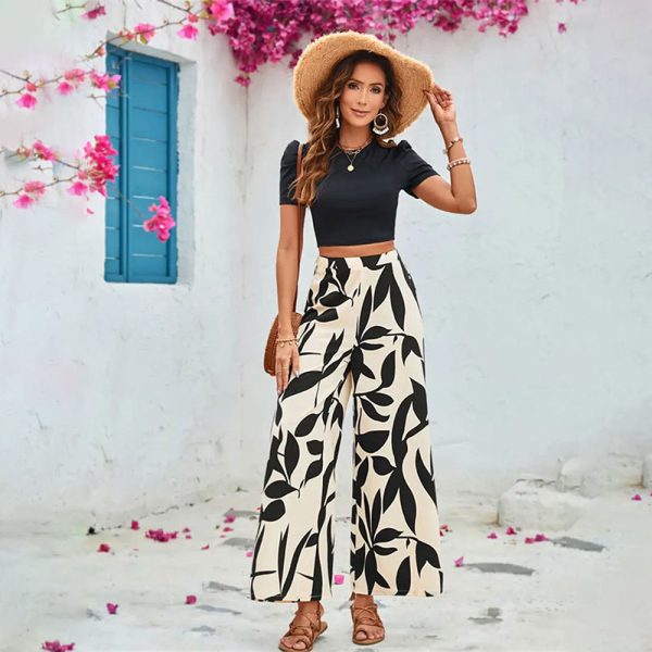 Wide Leg Pants & Tight Cropped T-Shirt for Spring Summer