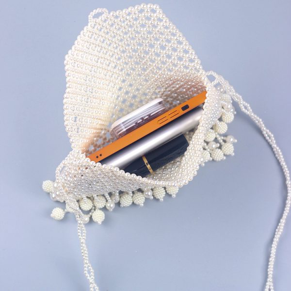 Pearl Beaded Hollow Bayberry Tassel Shoulder Messenger Bag - Image 3