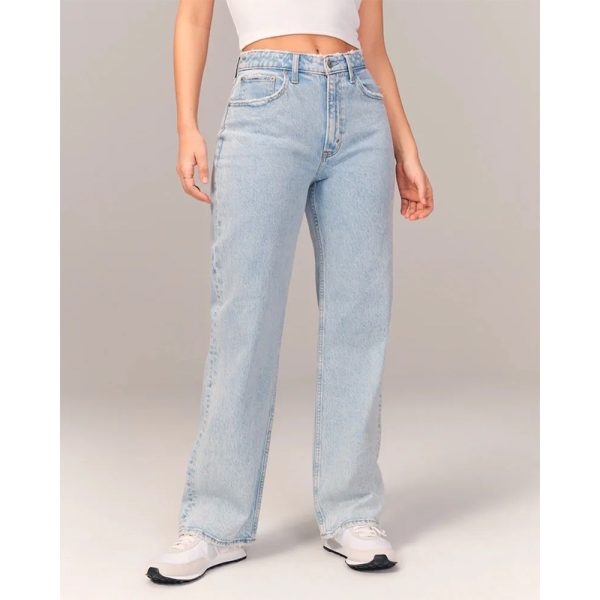 Ladies’ Draping Low-Waist Slimming Jeans with a Flattering Fit