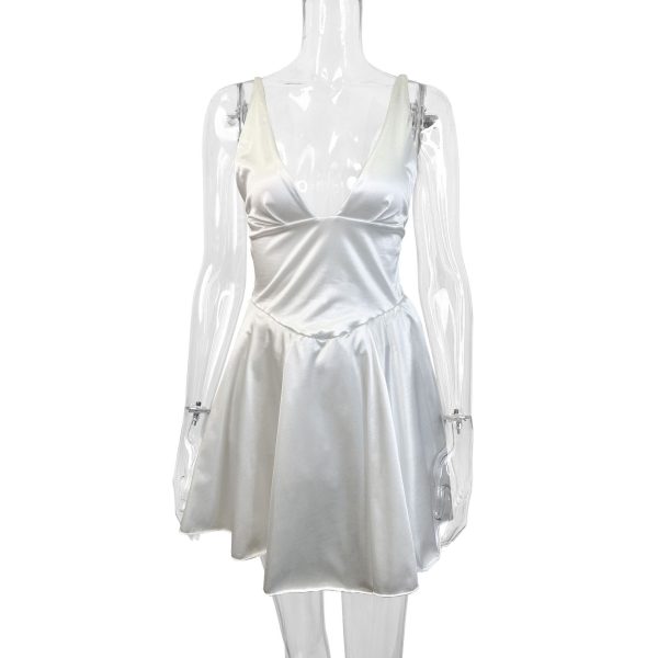 Elegant White Deep V Plunge Slim Fit Summer Dress - Image 3