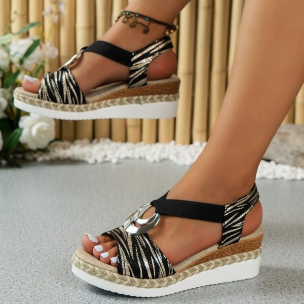 Plus Size Metal Buckle Wedge Sandals