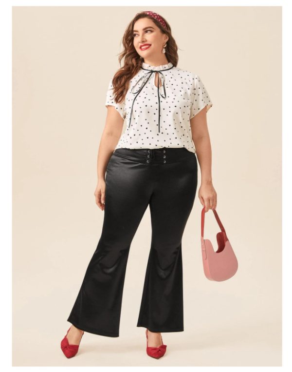 Plus Size Loose-Fitting Bottoming Short Sleeve Shirt - Image 4