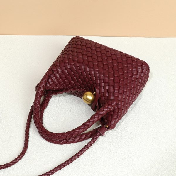 Women’s High-Grade Handmade Woven Crossbody Handbag - Image 2