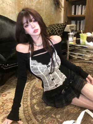 Long Sleeve Patchwork Lace Tops Black Slim Sweet Bow Tees Design