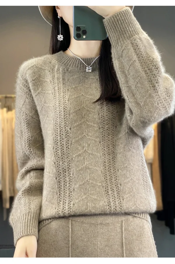 Sweater Women's Round Neck Pullover Warm Bottom Knit Shirt - Image 8