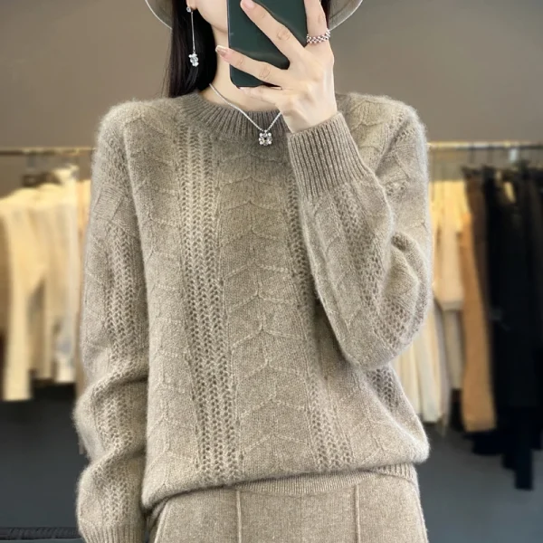 Sweater Women's Round Neck Pullover Warm Bottom Knit Shirt