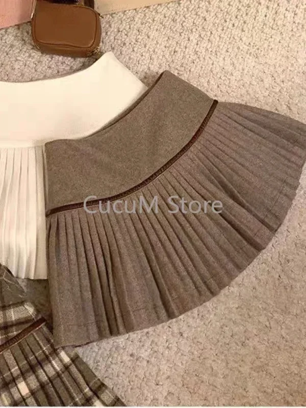 Aesthetic Old Money Mini Pleated Woolen Plaid Skirt - Image 7