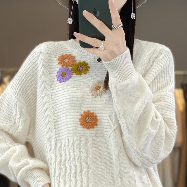 women's O-neck solid color sweater in autumn and winter - Image 6