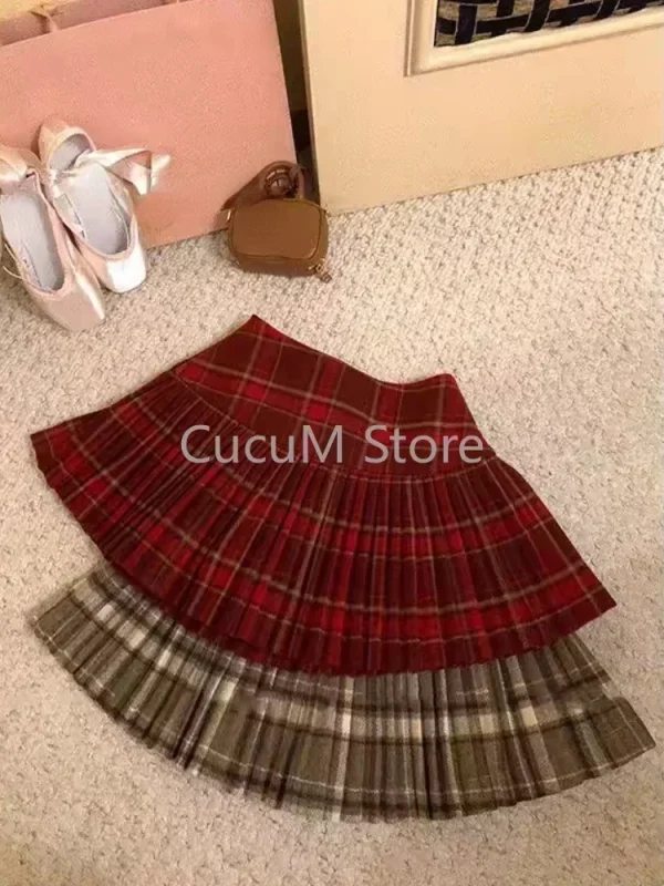 Aesthetic Old Money Mini Pleated Woolen Plaid Skirt - Image 4