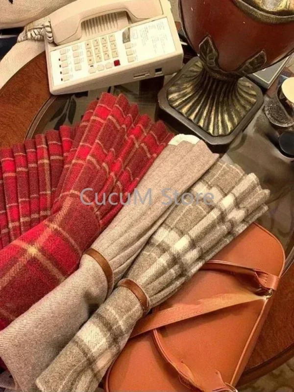 Aesthetic Old Money Mini Pleated Woolen Plaid Skirt - Image 5