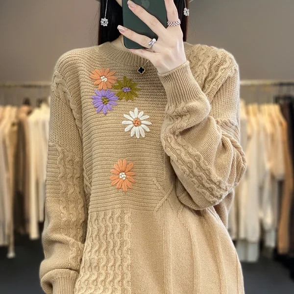 women's O-neck solid color sweater in autumn and winter - Image 2