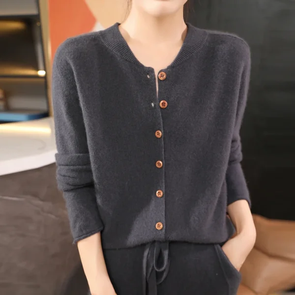 Wool women's V-neck stand-up pullovers in autumn - Image 3