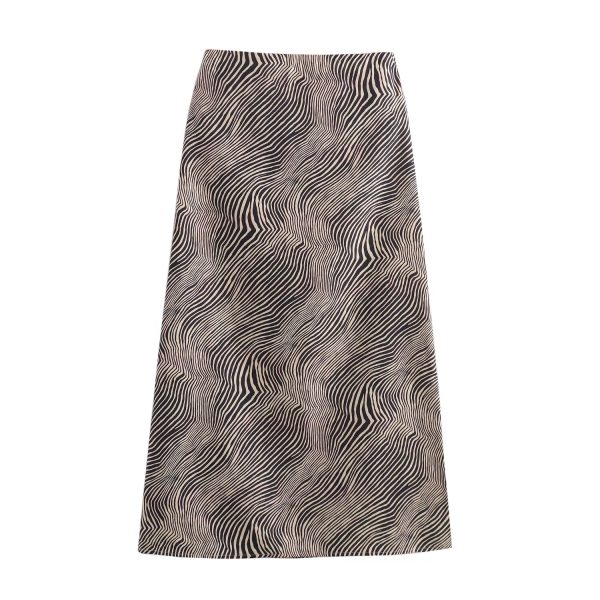 Elegant Animal Print Midi Skirt - Image 2